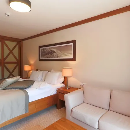 Vucko Private Apartment With Balcony *