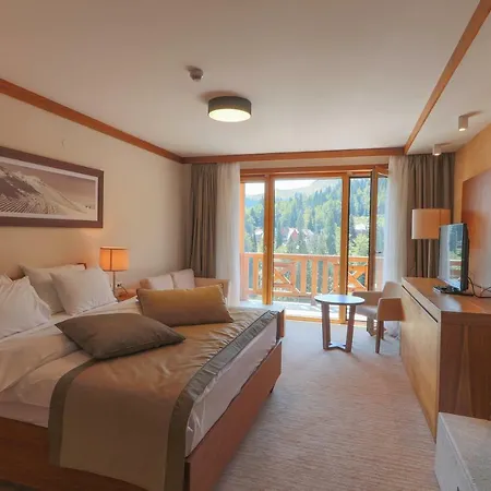 Vucko Private Apartment With Balcony